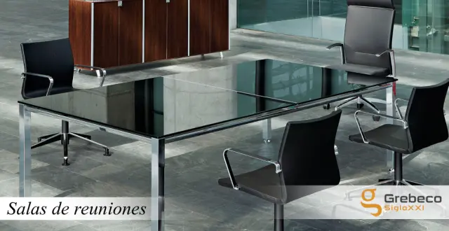 Imagen Mesa de reunin estructura cromada con tapa en vidrio negro.