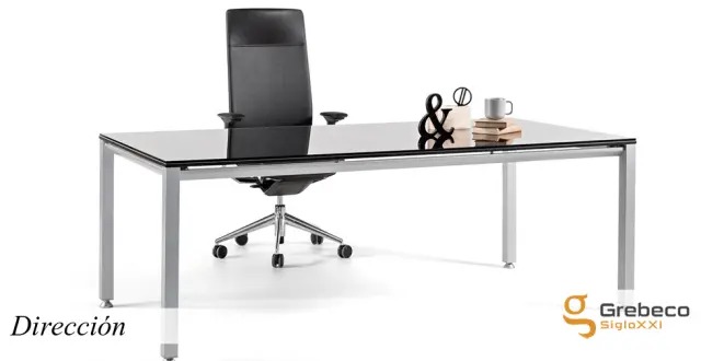 Imagen Mesa direccin estructura cromada tapa vidrio negro. 2