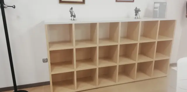 Imagen Conjunto sala de reuniones formada por: 4