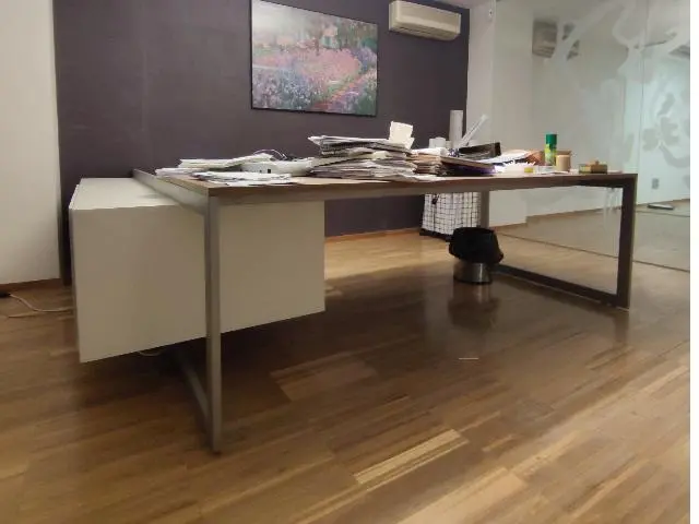 Imagen Mesa ata direccin con mueble soporte estructura acero texturizado 