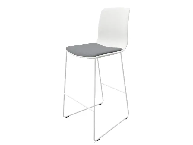 Imagen Taburete respaldo alto.Base de patn en blanco , respaldo polipropileno y asiento tapizado M